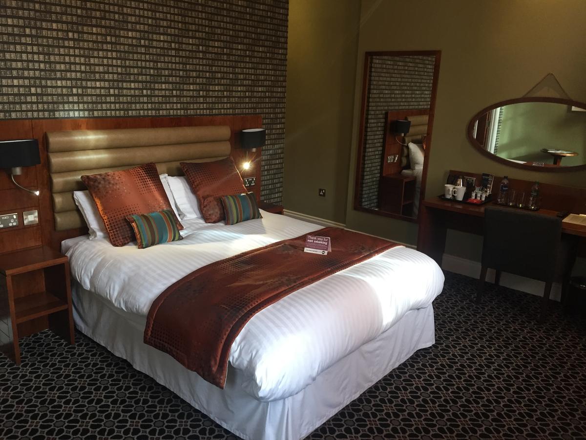 The Last Post Wetherspoon Hotel Саутенд-он-Сі Екстер'єр фото